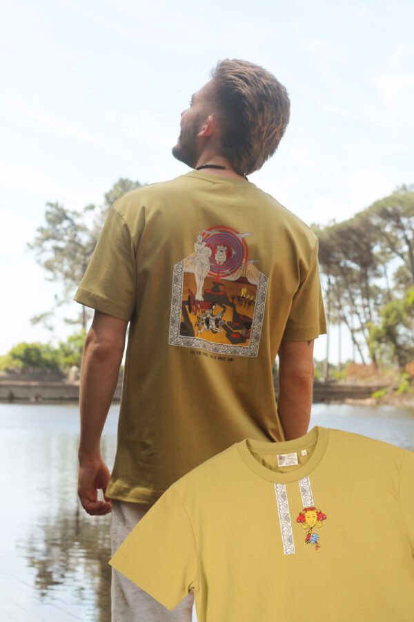THE CHARIOT T-Shirt