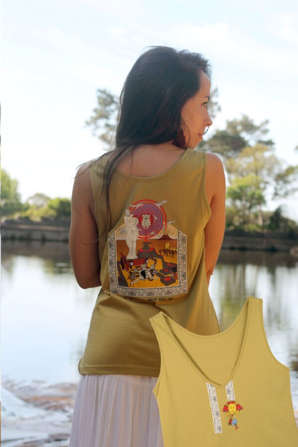 THE CHARIOT Top